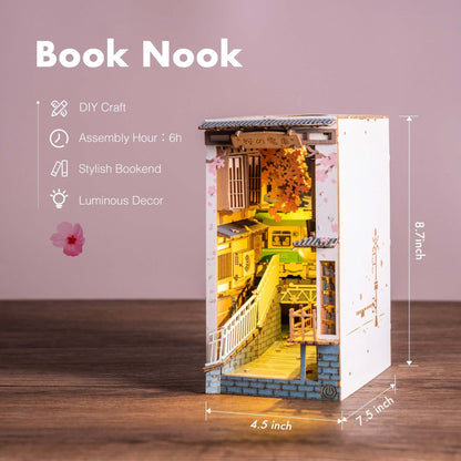 DIY Book Nook – Sakura Town